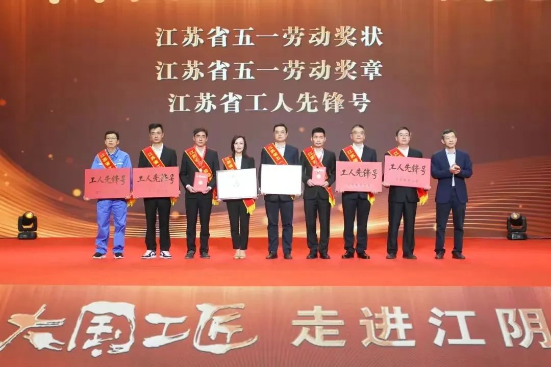 640(1)-5df926c28063402195d4faf2f6d845f8