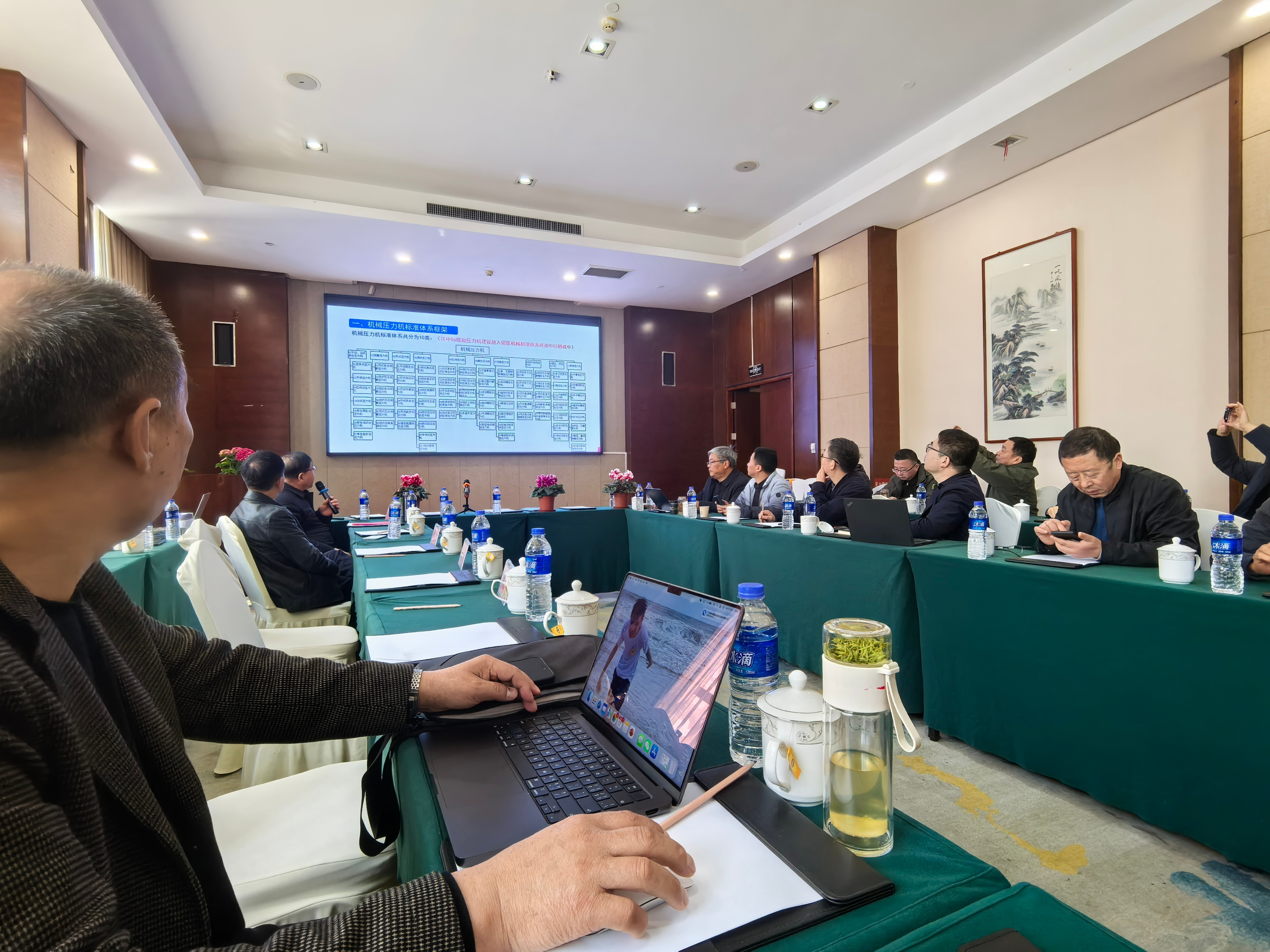 06612c1cc9ac2e61105471407a26fd0-e34786ba8ec64e779e3379741552561d